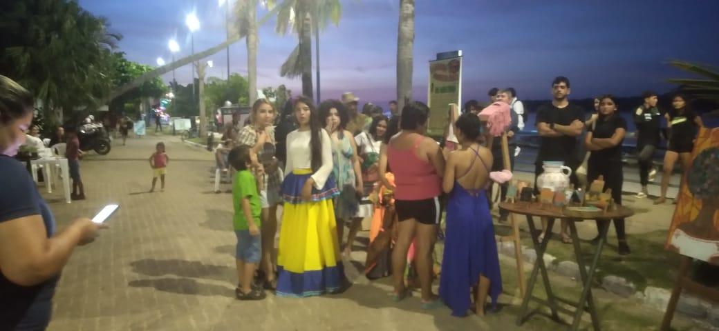 Escola Dom Macedo - Feira em Prol da Ancestralidade Africana e Indígena