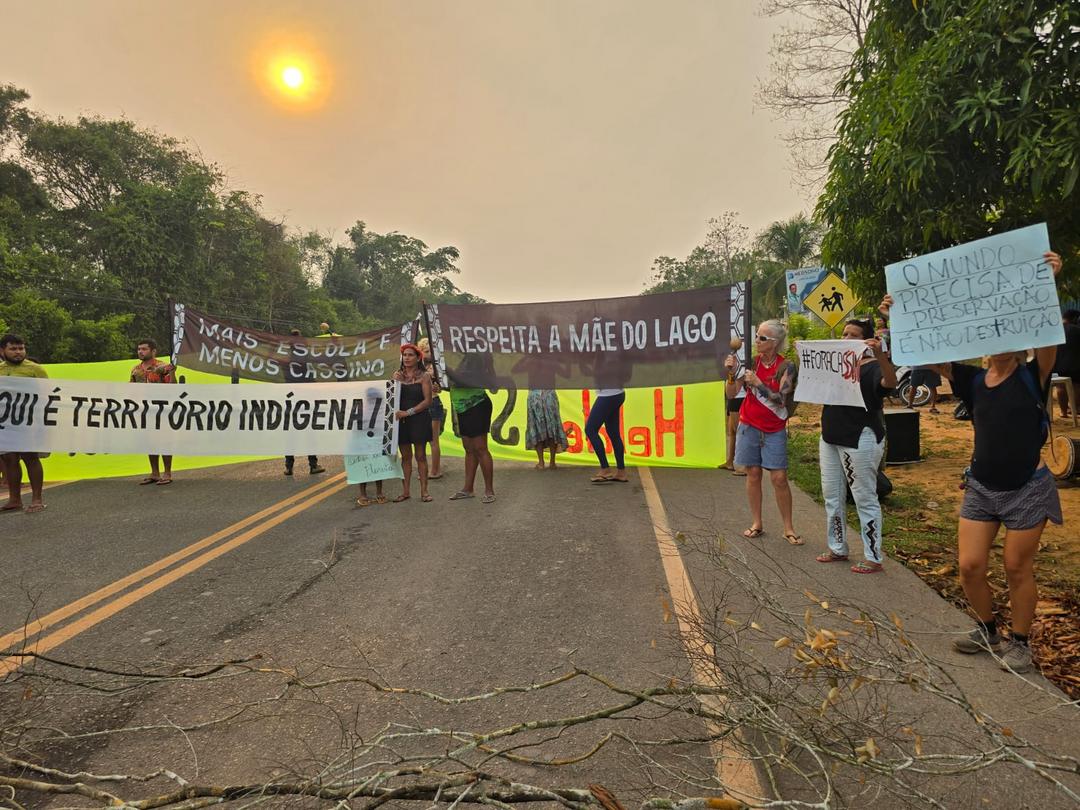 Moradores de Alter do Chão bloqueiam estrada contra Especulação Imobiliária